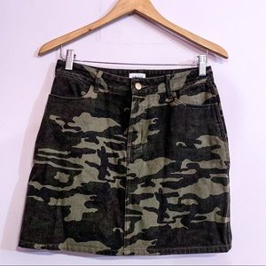 Camo Jean Skirt - Medium - Has Pockets!